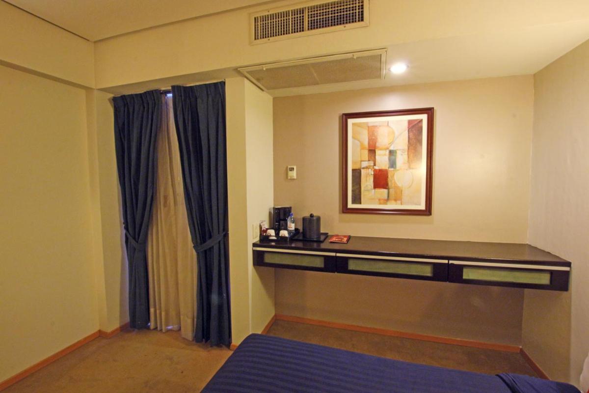 Hotel Colon Plaza Business Class Nuevo Laredo Dış mekan fotoğraf